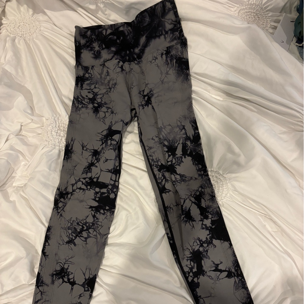 Amazon tie dye butt scrunch leggings